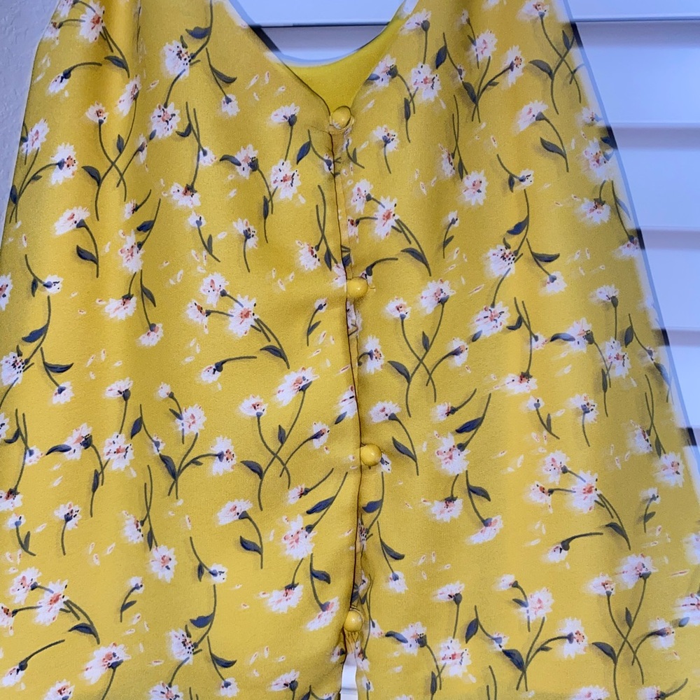 Shirt - Picture 2 of 4